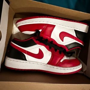 Jordan 1 Low Red & Black
